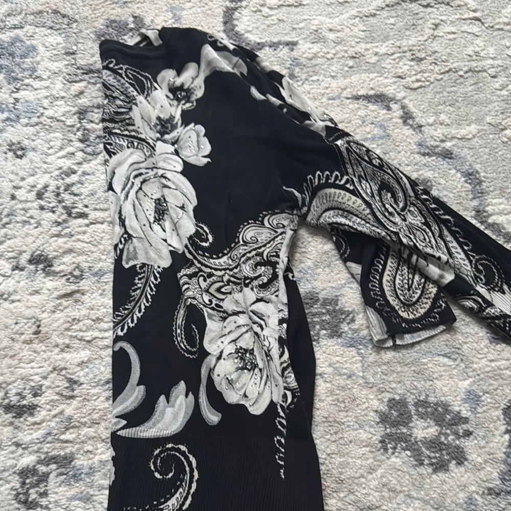 White House Black Market Monochrome Paisley Top